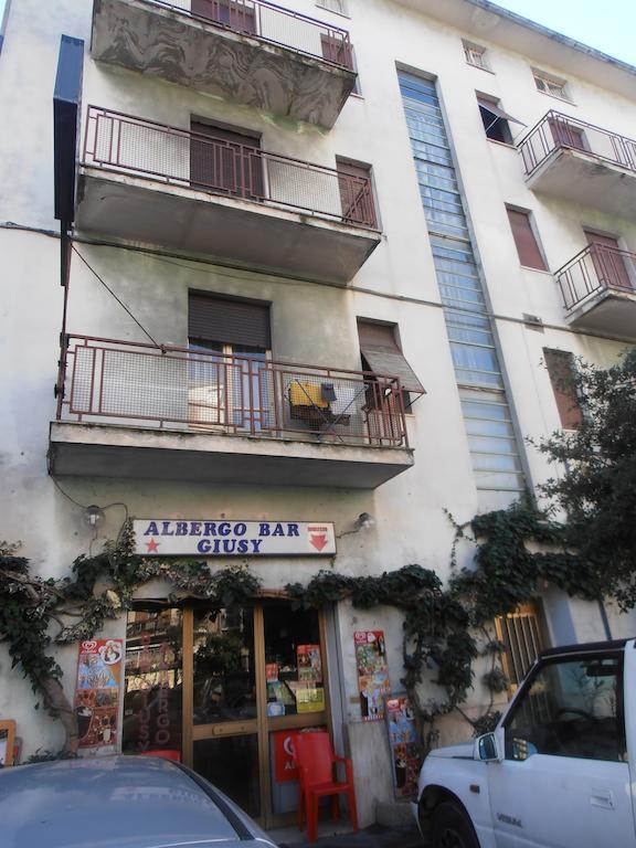 Hotel Giusy Pérouse Extérieur photo