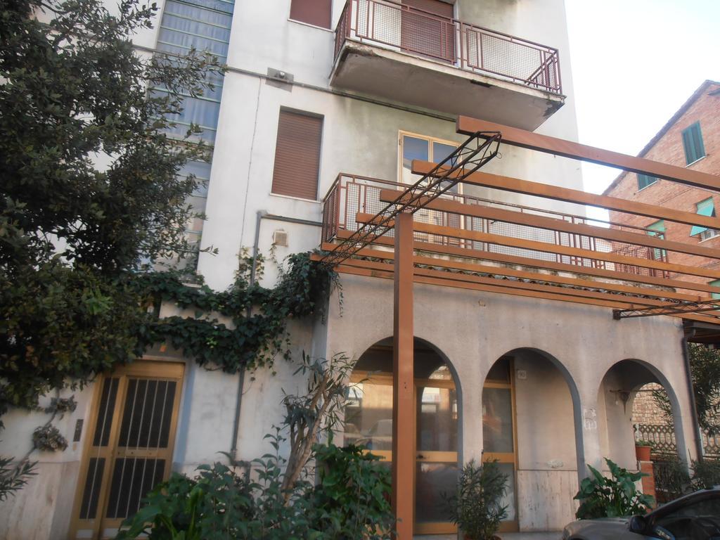 Hotel Giusy Pérouse Extérieur photo